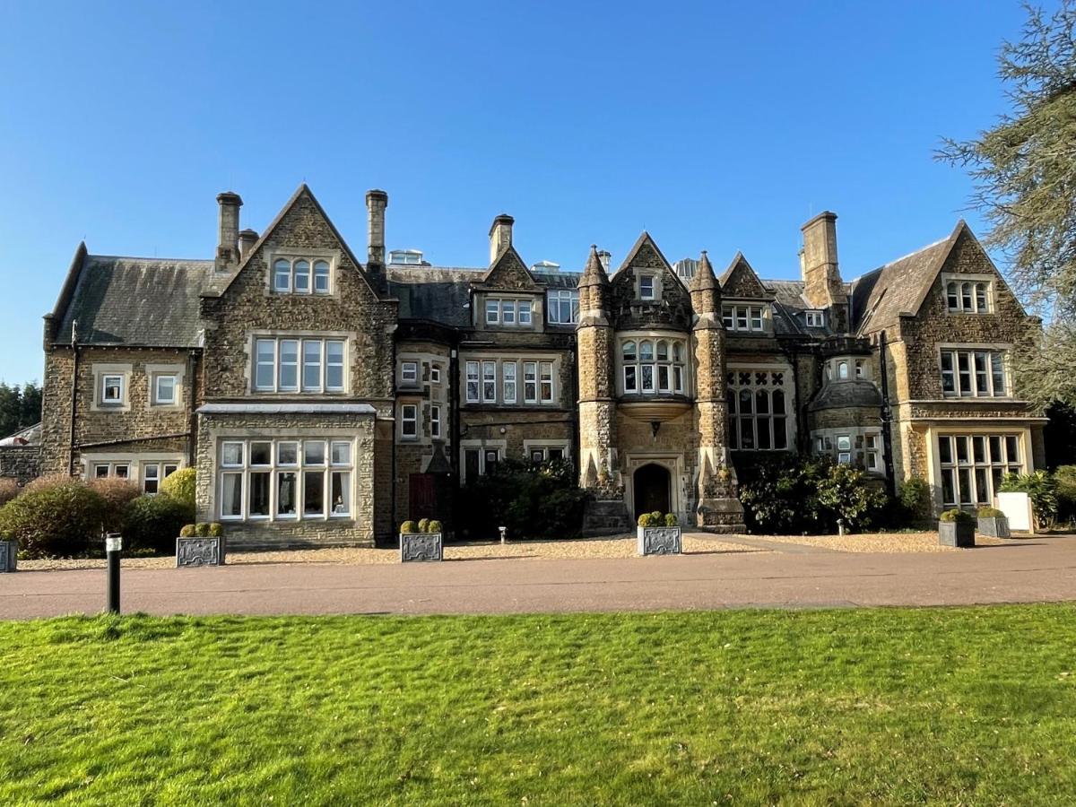 Hartsfield Manor Hotel Dorking Exterior photo