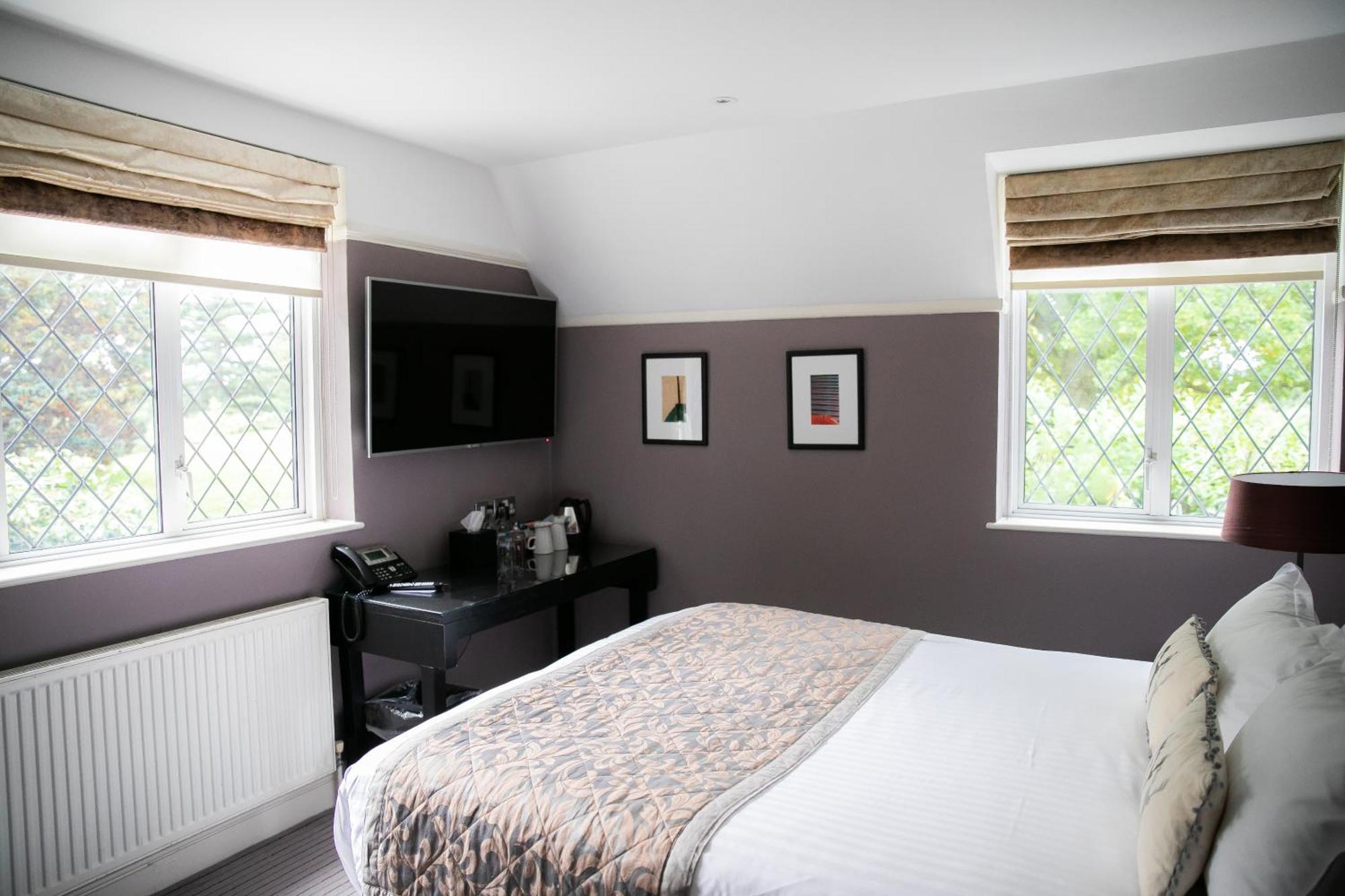 Hartsfield Manor Hotel Dorking Exterior photo